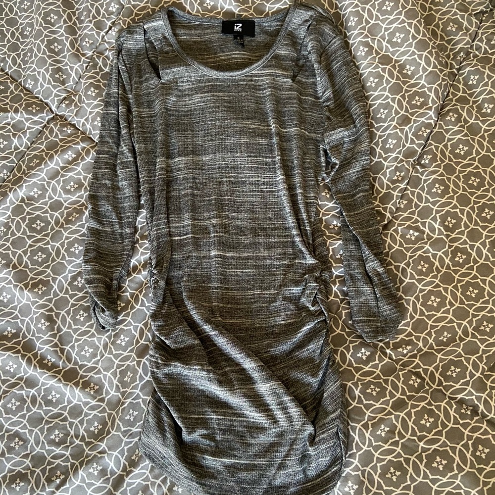 3/4 sleeve strength grey shirt